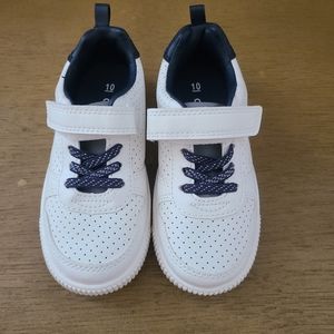 Never worn toddler boys sneakers